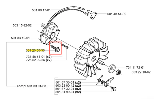 Śruba wykaszarki 265 RX Husqvarna, metalowa, w kształcie cylindrycznym, z gwintem. Widoczna w centralnej części schematu, po lewej stronie. Ujęcie z góry, przedstawiające szczegóły montażu. Bez dodatkowych napisów lub logo.