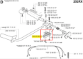 Zacisk wykaszarki Husqvarna 252 RX, czarny, metalowy, prostokątny, z numerem 502 28 36-01 i wgłębieniami na mocowania. Produkt nowy, bez akcesoriów, widoczny z boku w szczegółowym ujęciu.