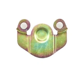 Metaliczna płyta dmuchawy 150BF Husqvarna z wyraźną, okrągłą wypukłością i otworami montażowymi po bokach, na jednolitym tle. Do wymiany w urządzeniach Husqvarna.