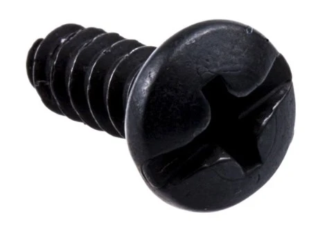 Czarna śruba dmuchawy 125BVX Husqvarna z rowkami na gwint, płaskim talerzykiem i krzyżowym nacięciem. Produkt prezentowany w zbliżeniu, leżący na jasnym tle, ukazujący detale kształtu oraz teksturę powierzchni.