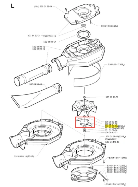 Zestaw ostrza mulczącego Husqvarna 225 B w układzie rozłożonym. Szare elementy z metalowymi detalami, widoczny wirnik i osłona z otworem montażowym. Ujęcie z góry na białym tle.