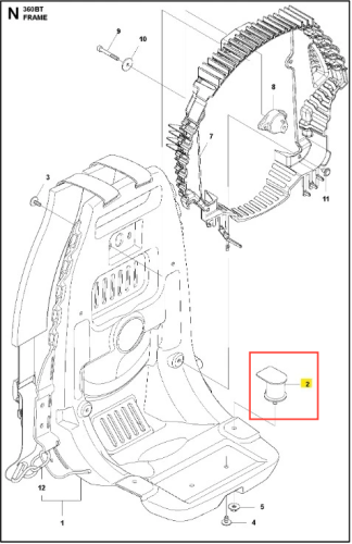 Amortyzator dmuchawy 360BT Husqvarna, biały, plastikowy, cylindryczny, widoczny pod kątem na tle schematu części, pokazujący miejsce montażu w dmuchawie.