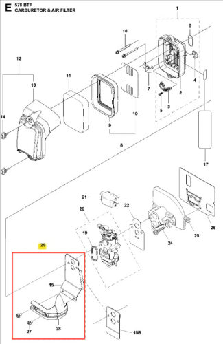 Osłona dmuchawy 578BTF Husqvarna w kolorze czarnym, wykonana z plastiku. Ujęcie frontalne, produkt w pozycji stojącej, widoczny kształt osłony oraz otwory montażowe. Elementy mocujące na bokach, z wyraźnym oznaczeniem numerów części.