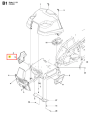 Śruba ridera R 111B Husqvarna, metalowa, w kształcie cylindrycznym, z gwintem. Widoczna z boku, w szczegółowym rysunku technicznym, w otoczeniu innych elementów. Na zdjęciu brak dodatkowych oznaczeń lub tekstów.