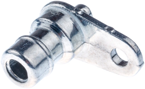Łącznik do węża ridera R120S Husqvarna w kolorze srebrnym. Metalowy element z cylindrycznym zakończeniem i otworem montażowym. Ujęcie z boku, pokazujące detal konstrukcji. Produkt przeznaczony do mocowania w systemach nawadniających.