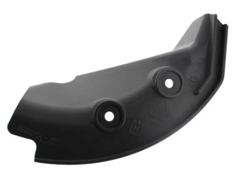 Pokrywa ridera R213C Husqvarna w kolorze czarnym, wykonana z tworzywa sztucznego, z dwoma otworami montażowymi. Produkt leży na płaskiej powierzchni, widok z boku. Gładka powierzchnia, zaokrąglony kształt, czytelne oznaczenia i logo producenta.