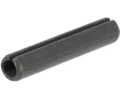 Czarny, cylindryczny element mocujący typu pin retaining screw, o gładkiej powierzchni i prostym kształcie. Widok frontalny, produkt leżący na białym tle, idealny do użycia w riderach Husqvarna R215TX.