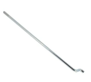 Wał równoległy ridera R213C Husqvarna, stalowy, wykończenie matowe, prosty kształt, typowa długość. Ujęcie z góry, w pozycji leżącej, na białym tle. Widoczny zakrzywiony koniec, brak dodatkowych detali lub oznaczeń.