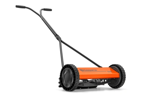 Kosiarka ręczna Husqvarna Exclusive 54 w kolorze pomarańczowym z czarnymi kołami. Ujęcie z boku, pokazujące ergonomiczną rączkę i ostrza. Prosty, neutralny kontekst, gładkie tło podkreślające detale produktu.