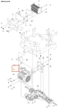 Śruba ridera R112iC Husqvarna, żółty element metalowy, widok z przodu, w ujęciu w zbliżeniu, zamontowany w zestawie. Służy do mocowania komponentów, współpracując z innymi elementami silnika. Tło białe, czytelne detale konstrukcyjne.