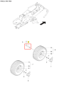 Oś koła ridera R200iX Husqvarna w kolorze metalicznym, cylindryczna, z widocznymi numerami części. Ujęcie z góry, prezentujące oś obok kół z bieżnikiem. Prosty, białe tło. Wchodzące w skład zestawu mocowania i elementy montażowe.