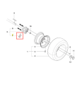 Śruba ridera R418Ts Husqvarna w metalicznym wykończeniu, przedstawiona w zbliżeniu w kontekście montażu. Widoczny element podatny na przykręcenie, umiejscowiony na osi koła, z logo Husqvarna na obudowie. Tło neutralne, białe.