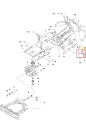 Kotwa ridera R418Ts Husqvarna w kolorze szaro-srebrnym, wykonana z metalu. Obiekt przedstawiony z boku, w pozycji leżącej. Widoczne elementy mocujące oraz numery części. Tło proste, białe, podkreślające szczegóły produktu.
