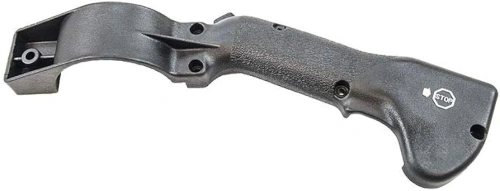 Osłona dmuchawy 150BT Husqvarna w kolorze czarnym, wykonana z tworzywa sztucznego. Produkt przedstawiony w ujęciu z boku, leżący na płaskiej powierzchni. Widoczne są wyraźne napisy oraz detale konstrukcyjne, takie jak otwory na mocowania.