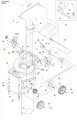 Śruba kosiarki LC 551VQ Husqvarna, metalowa, o okrągłym łbie, z gwintem. Ujęcie z góry, widoczna z jednej strony. Element montażowy, służący do mocowania części kosiarki, na białym tle. Bez napisów czy logo.