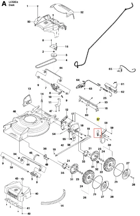 Pokrętło kosiarki LC 53E Husqvarna, w kolorze czarnym, z tworzywa sztucznego. Prezentowane z boku, zamontowane na mechanicznym uchwycie. Widoczne napisy z oznaczeniami funkcji regulacyjnych. Proste tło białe, ułatwiające identyfikację detalu.