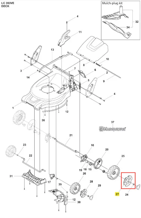 Pokrywa piasty kosiarki LC 353VE Husqvarna, w kolorze czarnym, wykonana z tworzywa sztucznego, zamontowana z boku kosiarki. Z widocznymi mocowaniami i logo Husqvarna, zdjęcie z perspektywy bocznej, ukazujące szczegóły konstrukcji.