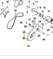 Tuleja kosiarki WB 53S marki Husqvarna, widoczna z boku, w pozycji poziomej. Element metalowy o zaokrąglonym kształcie, z widocznymi mocowaniami. Na srebrnej powierzchni widać drobne tekstury i oznaczenia. Brak tła, skupienie na detalu produktu.