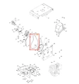 Zbliżenie przekładni odśnieżarki Husqvarna ST 230P z zębatką, metalową obudową i mocowaniem w formie diagramu na jasnym tle. Widoczne szczegóły mocowań i elementów konstrukcyjnych.