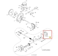 Osłona lewa odśnieżarki ST 276EP Husqvarna, metalowa, w kolorze szarym, widoczna od tyłu. Została pokazana w orientacji poziomej, z wyraźnymi detalami mechanicznymi i punktami montażowymi. Na powierzchni brak widocznych oznak zużycia.
