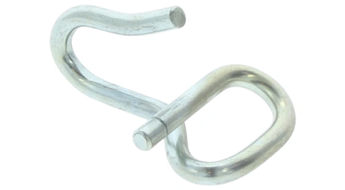 Hak dźwigowy z metalu, o kształcie litery S, działający na zasadzie zaczepu. W kolorze srebrnym, charakteryzuje się gładką powierzchnią i wytrzymałą konstrukcją. Ujęcie frontalne, produkt leży na jednolitym tle.