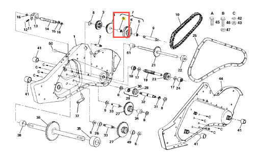 Metalowe łożysko igiełkowe kultywatora TR 530 Husqvarna, cylindryczne, z widocznymi detalami montażowymi, zębatkami i obudową, widoczne z boku na jasnym tle, pokazujące elementy mechaniczne w pracy.