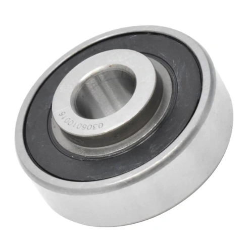 Pierścień kultywatora TF 435P Husqvarna, metalowy element, z czarną uszczelką, widoczny z boku, w zbliżeniu na detale. Otwór w centrum, gładka powierzchnia, elegancka forma, przeznaczony do intensywnego użytkowania w ogrodnictwie.