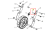 Tulejka dystansowa kultywatora TF 435P Husqvarna, cylindryczna, metalowa, w kolorze szarym z wyraźnymi detalami konstrukcyjnymi. Widoczny zarys i wymiary, przedstawiona w zbliżeniu, na schemacie montażowym z innymi elementami maszyny.