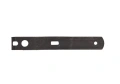 Sprężyna kosiarki LC 153 Husqvarna, wykonana z czarnego metalu, prosta, długa na około 20 cm. Na jednym końcu widoczny otwór do mocowania. Produkt leży na jasnym tle, ukazując całą długość oraz szczegóły konstrukcji.