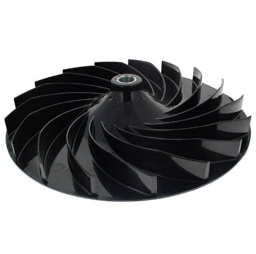 Wirnik kosiarki GX 560 Husqvarna w kolorze czarnym, wykonany z wytrzymałego plastiku. Zbliżenie na widok z góry, podkreślający spiralny kształt i 11 łopat, które zapewniają efektywne cięcie. Centralne mocowanie dla łatwego montażu.