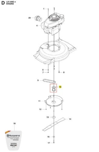 Metalowy, okrągły adapter noża kosiarki KLIPPO LB 548S e Husqvarna z centralnym otworem i logo Husqvarna, widoczny z boku na białym tle. Element w nowym stanie z wyraźnymi detalami montażowymi.