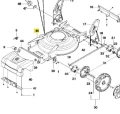 Rama kosiarki LB 248S Husqvarna w kolorze czarnym, z widocznymi elementami mocującymi. Ujęcie pokazuje produkt z boku, odsłaniając detale konstrukcyjne oraz miejsca montażu. Rama posiada okrągły kształt z wycięciami dla funkcjonalności.