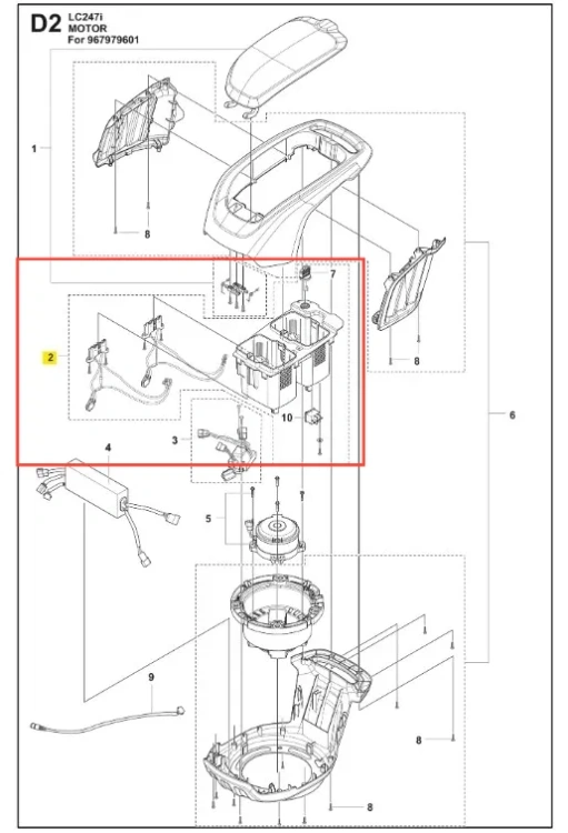 Skrzynka akumulatora do kosiarki LC 247i Husqvarna, widoczna z boku, z wtyczkami oraz mocowaniami. Kolor czarny, plastikowa obudowa, z wyraźnymi detalami montażowymi. Elementy rozmieszczone na schemacie technicznym, ukazując ich położenie.