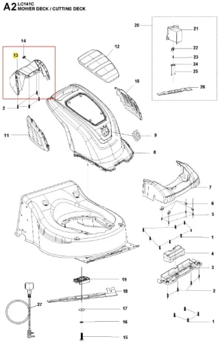 Osłona kosiarki LC 141C Husqvarna w kolorze czarnym z elementami szarymi. Produkt prezentowany z boku z widocznymi otworami montażowymi. Wykonany z trwałego tworzywa sztucznego, idealny do ochrony mechanizmów kosiarki. Tło białe, proste.