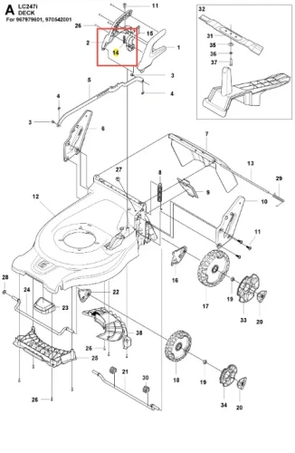 Sprężyna kosiarki LC 247i Husqvarna, metalowa, cienka, w kolorze srebrnym, widoczna z boku w pozycji poziomej, z wbudowanymi mocowaniami. Element przeznaczony do mocowania części kosiarki w systemie montażowym. Tło białe, proste.