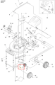 Sprężyna kosiarki LC 551SP Husqvarna o metalicznej, srebrnej powierzchni, w kształcie cylindrycznym. Widoczna z boku, w detalu, z mocowaniem. Tło białe, co podkreśla produkt.