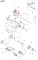 Przycisk kosiarki LC 247 Husqvarna, widoczny z boku, zamontowany na obudowie. Metalowy, w kolorze czarnym, z białymi oznaczeniami. Detal ukazuje mechanizm montażowy oraz mocowanie, istotne dla funkcji uruchamiania kosiarki. Tło białe.