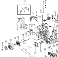 Amortyzator pilarki X 8-42 Husqvarna, czarny metalowy element z otworami montażowymi, nowy, bez uszkodzeń, idealny do pilarek Husqvarna.