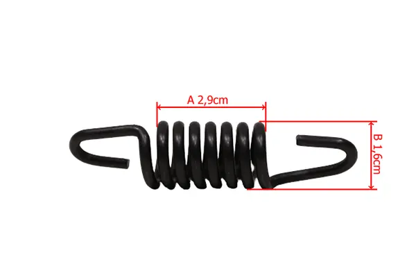 Amortyzator dolny do pilarki Partner P351/P352/401, czarny, metalowy, spłaszczony kształt. Zbliżenie na trzy spiralne zwoje, z wyraźnym oznaczeniem wymiarów: długość 2,9 cm i 1,66 cm. Produkt leżący na jednolitym tle.