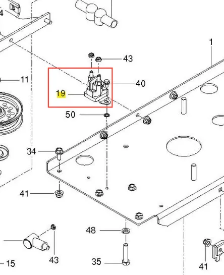 Zestaw części do cewki kosiarki o zerowym promieniu skrętu Z448 Husqvarna. Widoczna jest jednostka z dwoma stykami oraz mocowaniami, umieszczona na szarej płycie. Tło proste, z wyraźnym oznaczeniem nr 19 i numerami części.