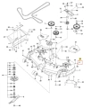 Śruba kosiarki PZ 29D Husqvarna, srebrna metaliczna z napisem na główce, ujęcie z góry, otoczona częściami kosiarki i elementami montażowymi, kluczowa do łączenia komponentów.