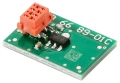 Płytka elektroniczna o zielonym kolorze, z pomarańczowym złączem oraz widocznymi komponentami elektronicznymi. Ujęcie ukazuje produkt z boku, na jednolitym tle. Wymiary niewielkie, przeznaczenie - element do robota koszącego.