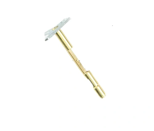 Wałek przepustnicy do podkaszarki Husqvarna 525LK, złoty, metalowy z przezroczystą pokrywą. Produkt widoczny w pozycji pionowej, stworzony do precyzyjnego działania. Tło białe, umożliwiające wyraźne dostrzeganie detali.