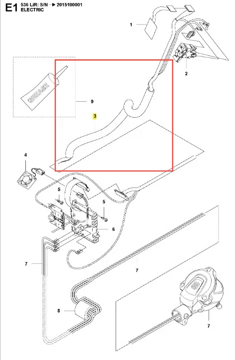 Okablowanie podkaszarki Husqvarna 536LiR z elastyczną instalacją i widocznymi przewodami, złączami, guzikami oraz numerami identyfikacyjnymi na jasnym tle.