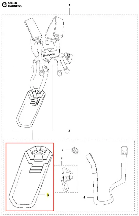 Podkładka podkaszarki Husqvarna 536LiR, czarna, z przodu, z trzema wypustkami i miejscem mocowania, wykonana z trwałego materiału do podkaszarek.