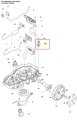Schemat dolnej obudowy robota Automower 310E NERA Husqvarna z silnikiem, napędami, okablowaniem, złączami i mechanizmami. Element 17 wyróżniony jako kluczowy. Tło jednolite, części oznaczone graficznie i numerami.