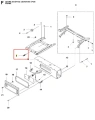 Śruba robota koszącego CEORA 544 EPOS Husqvarna, metalowa, mała, z gwintem. Widoczna w zbliżeniu na ilustracji, znajduje się w zestawie części do montażu. Kolor czarny, z czytelnym numerem katalogowym. Część zamontowana w ramie.