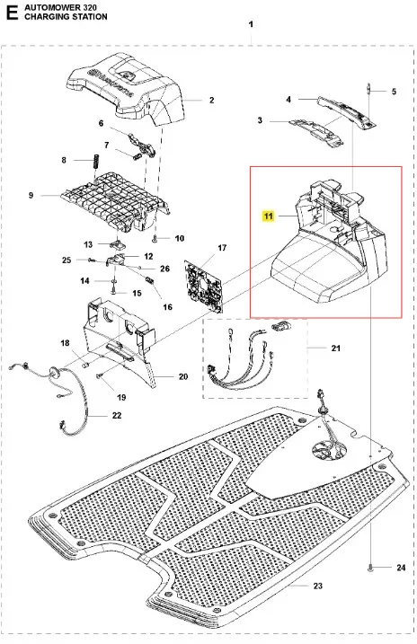 Obudowa robota koszącego Automower 320 Husqvarna, ciemnoszara z białymi elementami. Widok z góry ukazujący złożoną konstrukcję, gniazdo ładowania, wyprofilowaną podstawę oraz otwory montażowe na teksturowanej powierzchni.