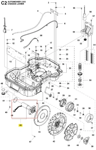 Silnik robota koszącego Automower 330 X Husqvarna, zbliżenie na część w obudowie, widoczny w kolorze szarym, z czarną wtyczką. Zawiera elementy montażowe oraz wyraźnie oznaczone numery części. W tle schemat składników chassis robota.
