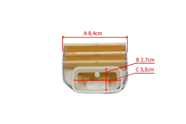 Filtr powietrza filcowy do pilarki Husqvarna 565, w kolorze białym z żółtymi elementami. Prostokątny kształt z wymiarami: 8,4 cm (szer.) x 2,7 cm (wys.) x 5,5 cm (głęb.) oraz otworem w centralnej części. Widok z góry, na białym tle.
